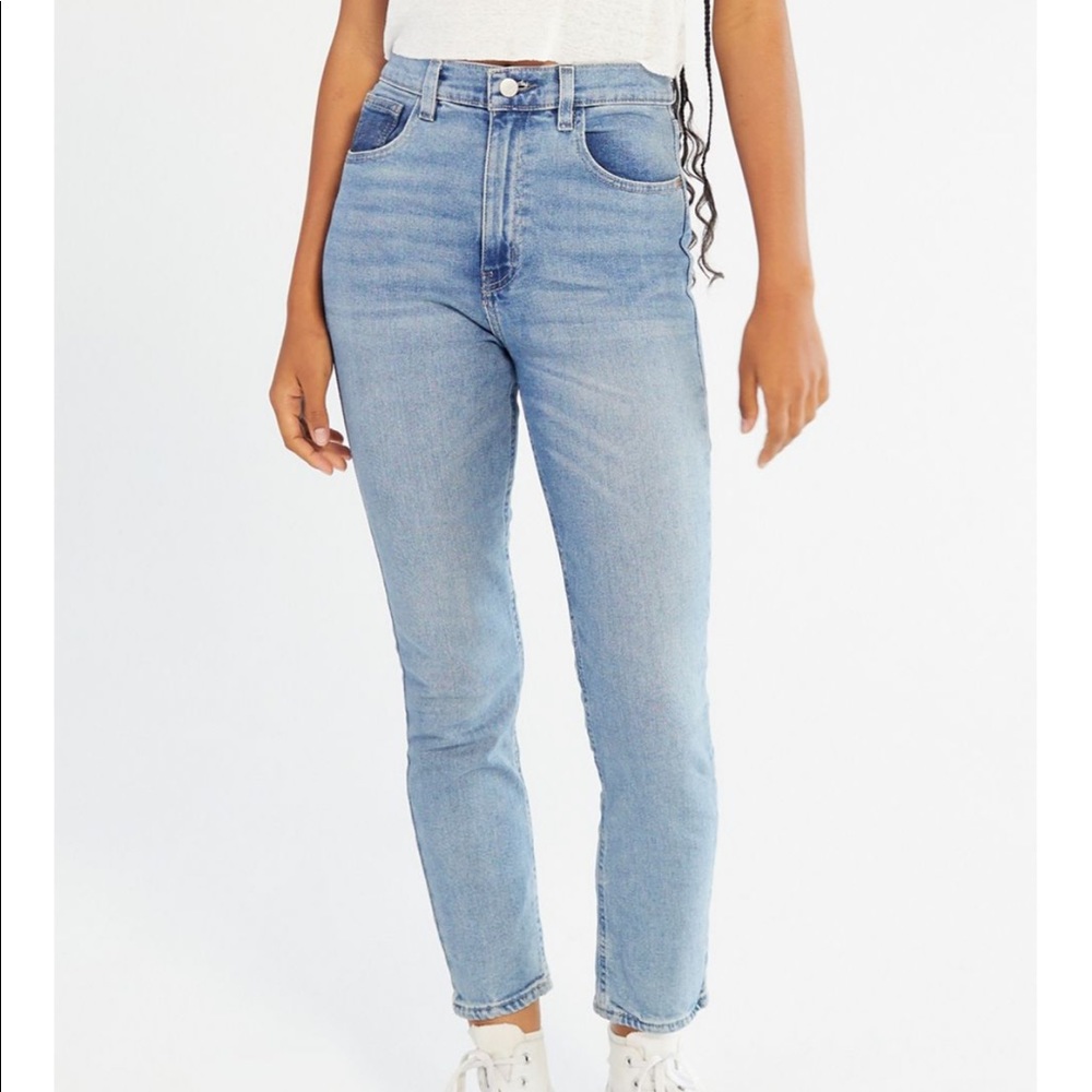 BDG Light Wash Girlfriend Jeans